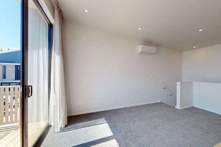 Photo of property in 27 Kamahi Place, Paraparaumu, 5032