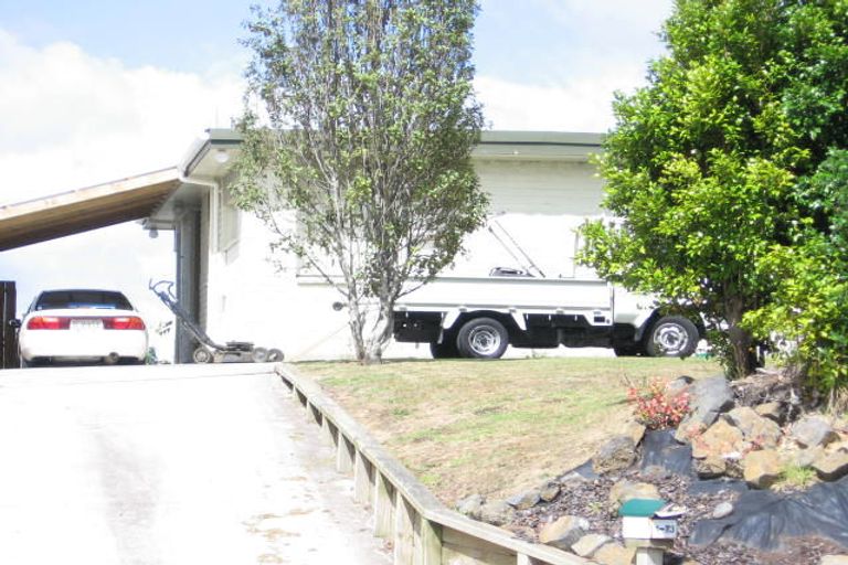 Photo of property in 1/73a Target Road, Totara Vale, Auckland, 0629