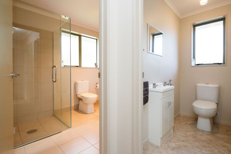 Photo of property in 2a Ronberg Street, Highbury, Palmerston North, 4412