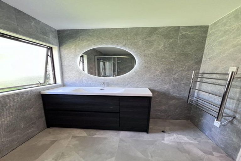 Photo of property in 35a Fairdene Avenue, Henderson, Auckland, 0610