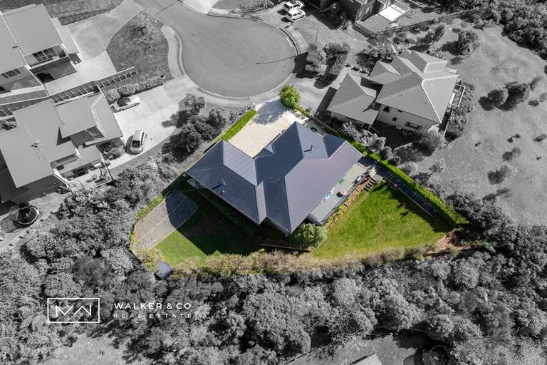 Photo of property in 14 Frankie Stevens Place, Riverstone Terraces, Upper Hutt, 5018