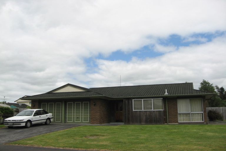 Photo of property in 25 Evanda Crescent, Conifer Grove, Takanini, 2112