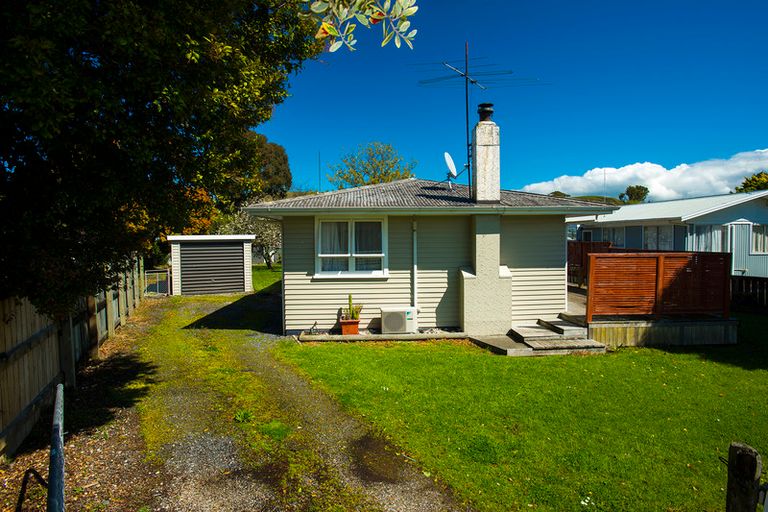 Photo of property in 33 Matthews Road, Tamarau, Gisborne, 4010