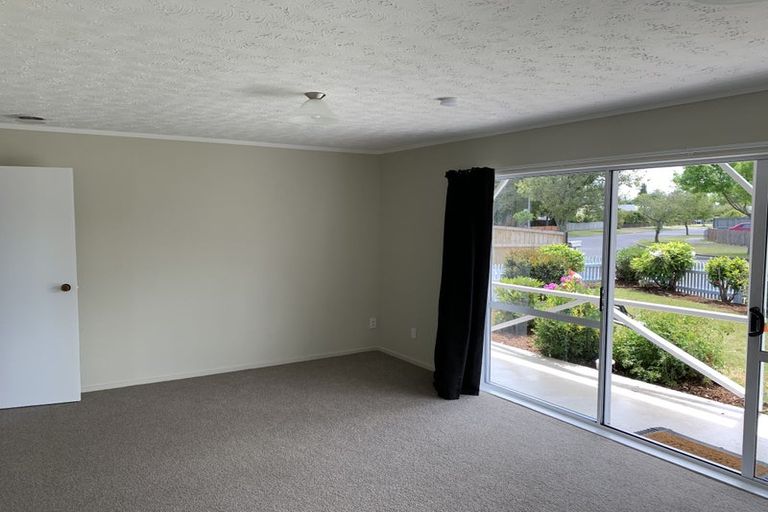 Photo of property in 43 Arthur Crescent, Hilltop, Taupo, 3330
