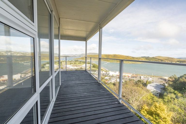 Photo of property in 73 Pope Street, Camborne, Porirua, 5026