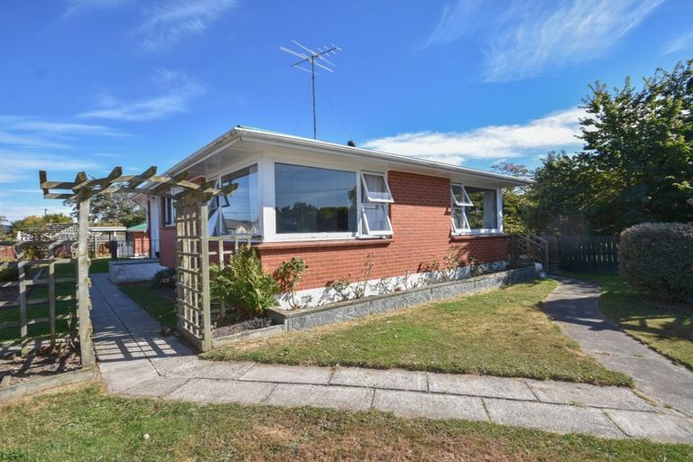 Photo of property in 19 Springfield Road, Milton, 9220