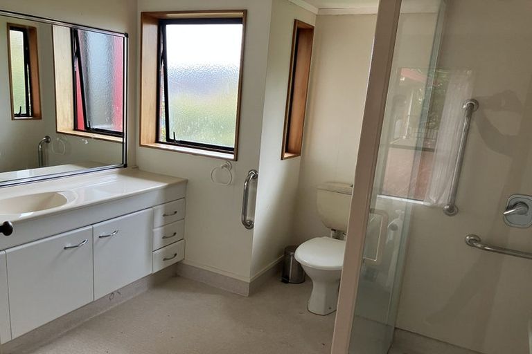 Photo of property in 886 Whangaparaoa Road, Manly, Whangaparaoa, 0930