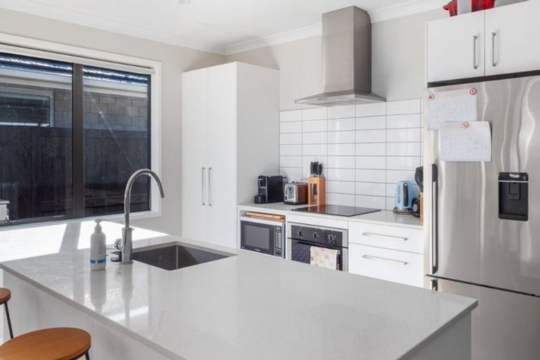 Photo of property in 3 Tamapahore Boulevard, Papamoa Beach, Papamoa, 3118