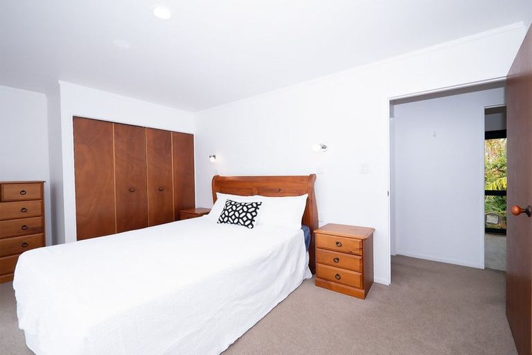 Photo of property in 112 Te Haumi Drive, Paihia, 0200