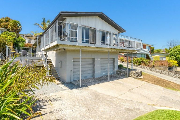 Photo of property in 15a Seymour Place, Bellevue, Tauranga, 3110