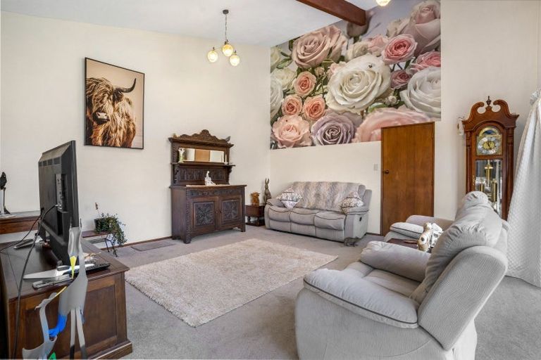 Photo of property in 47 Home Street, Winton, 9720