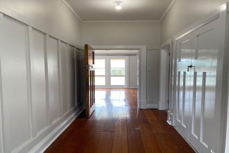 Photo of property in 110 Knights Road, Hutt Central, Lower Hutt, 5010