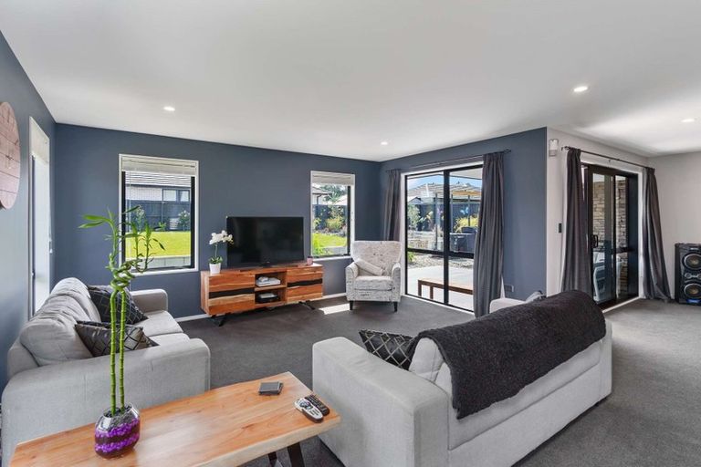 Photo of property in 5 Power Place, Rolleston, 7615