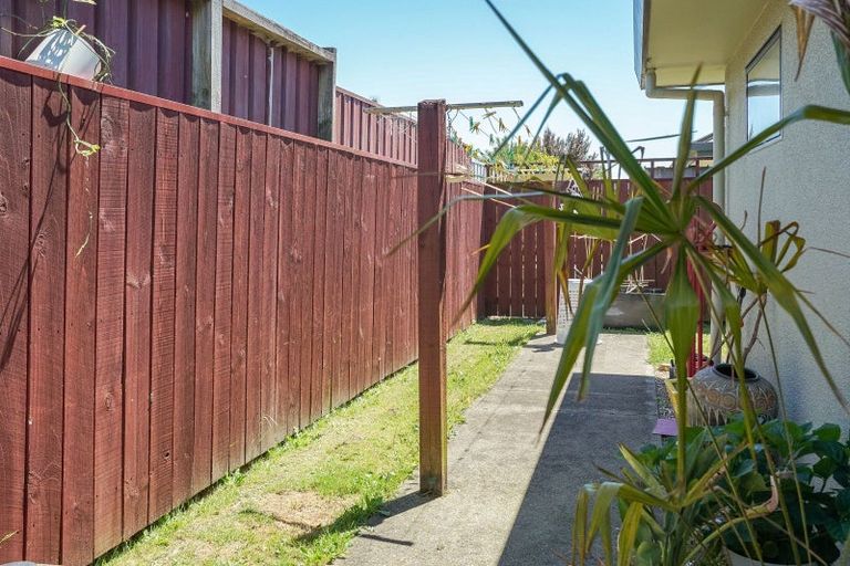 Photo of property in 2/15 Stead Crescent, Stoke, Nelson, 7011