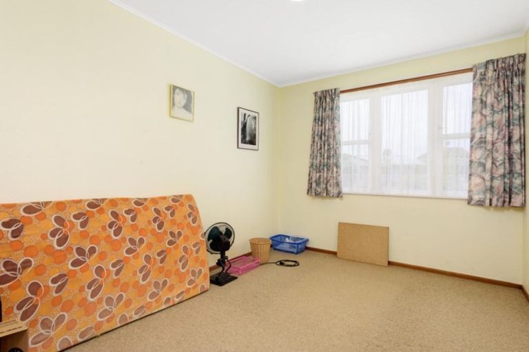 Photo of property in 20 Woodford Avenue, Brookfield, Tauranga, 3110