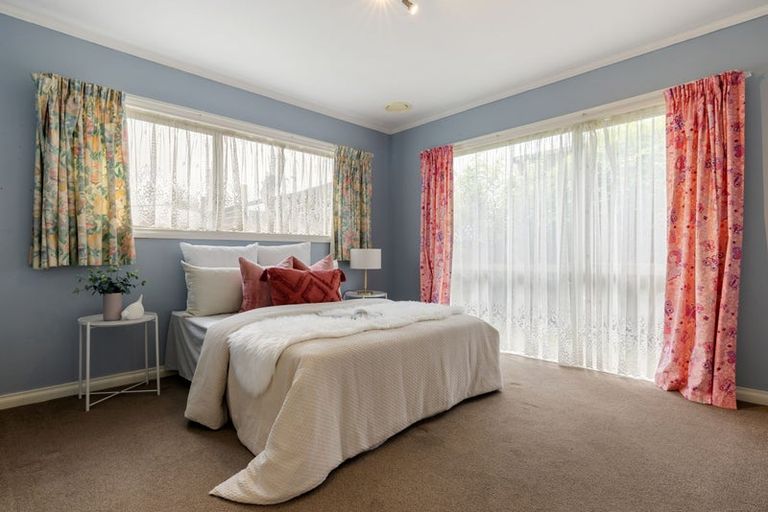 Photo of property in 38 Ashley Street, St Andrews, Hamilton, 3200