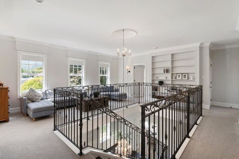 Photo of property in 15 Richmond Avenue, Waikanae, 5036