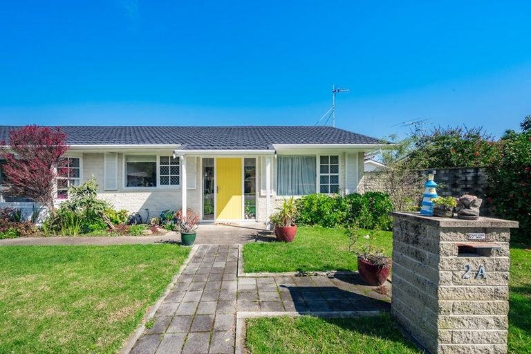Photo of property in 2 Koromiko Road, Waikanae, 5036