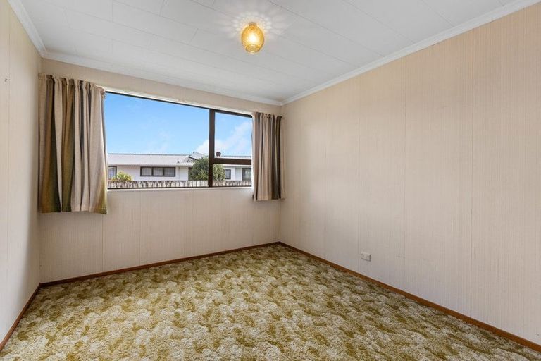 Photo of property in 209 Parklands Avenue, Bell Block, New Plymouth, 4312