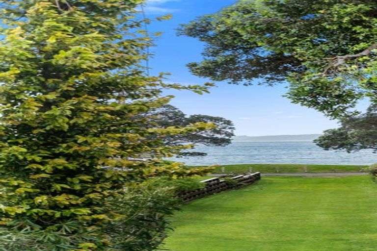 Photo of property in 37 Laurence Street, Manly, Whangaparaoa, 0930