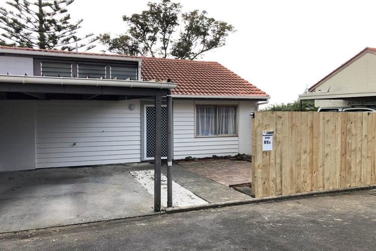 Photo of property in 85d Stottholm Road, Titirangi, Auckland, 0604