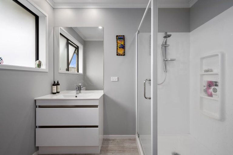 Photo of property in 3 Herring Place, Omokoroa, 3114