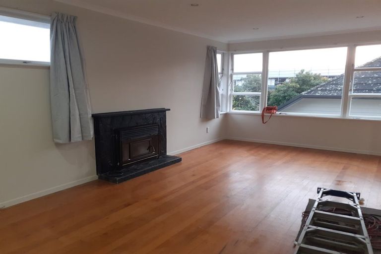 Photo of property in 13 Lewis Road, Pakuranga, Auckland, 2010