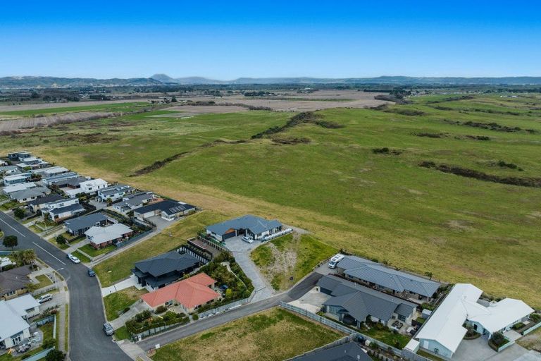 Photo of property in 49 Omega Place, Coastlands, Whakatane, 3120