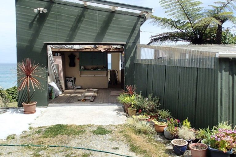 Photo of property in 2187 Coast Road, Barrytown, Runanga, 7873
