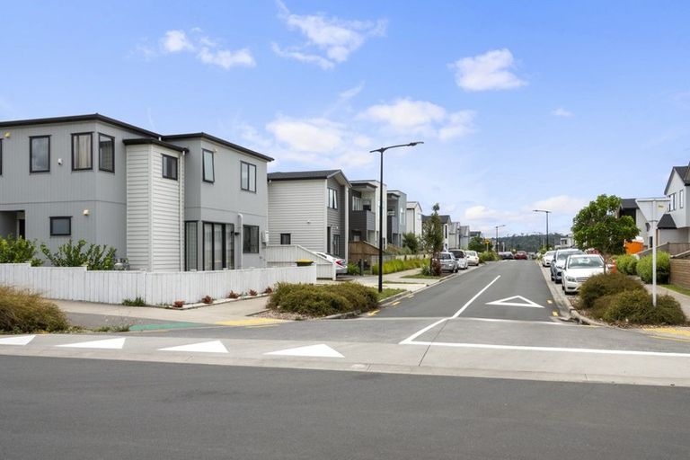 Photo of property in 16a Scott Road, Hobsonville, Auckland, 0616