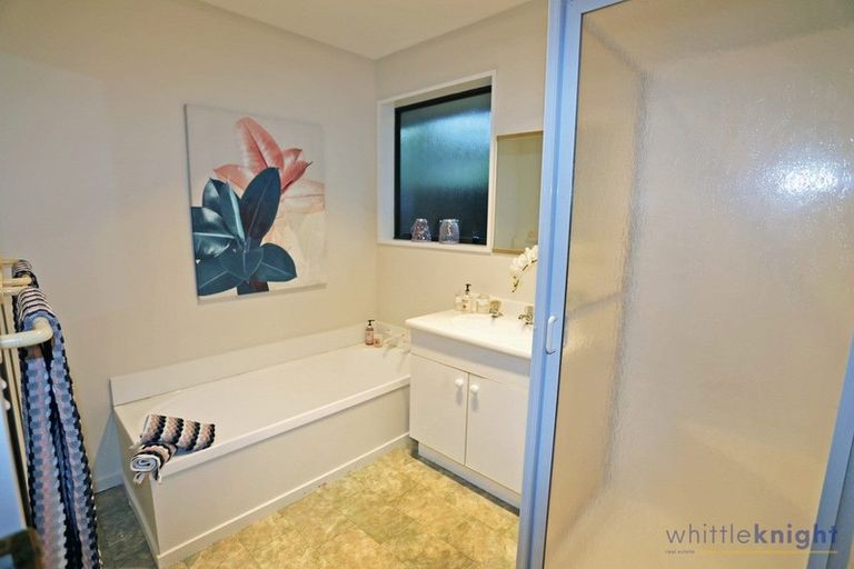 Photo of property in 2/44 Division Street, Riccarton, Christchurch, 8041