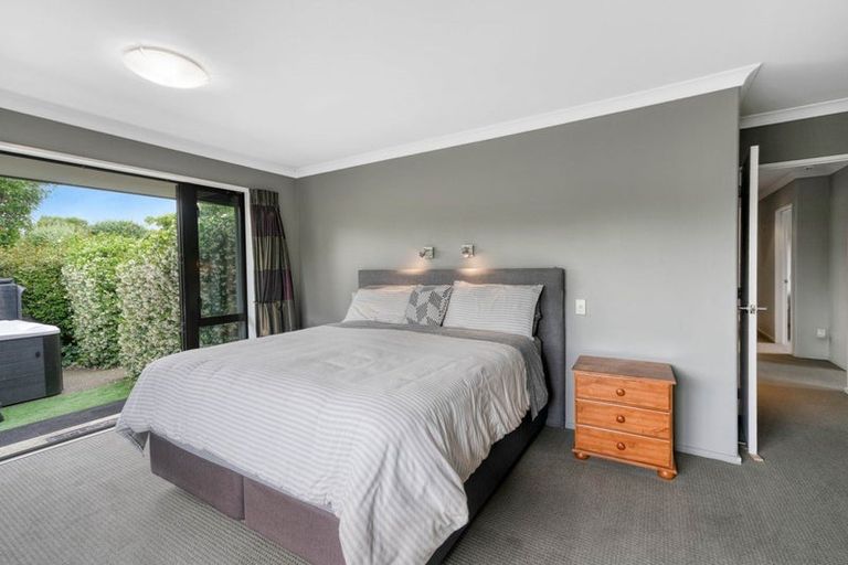 Photo of property in 8 Devine Drive, Rolleston, Christchurch, 7678