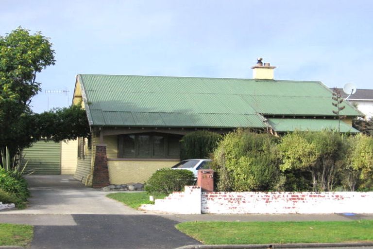 Photo of property in 48 Argyle Avenue, Takaro, Palmerston North, 4410