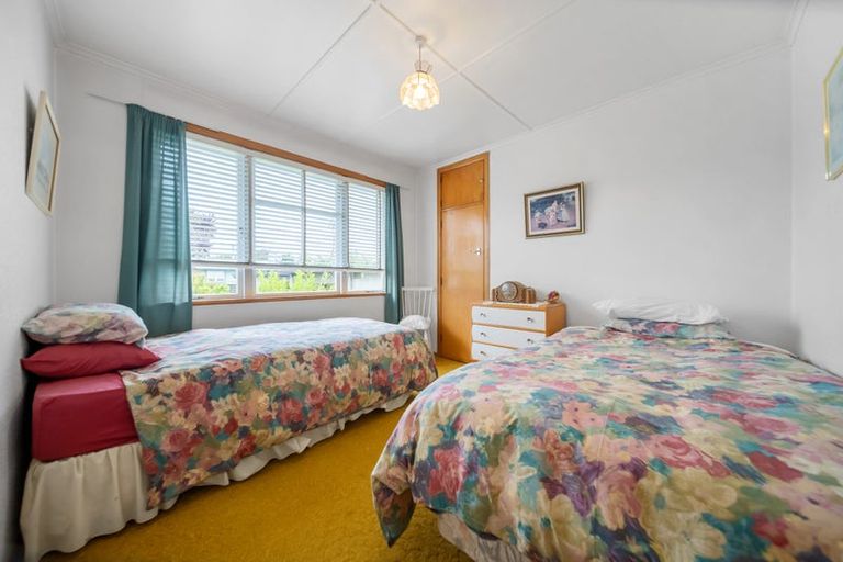 Photo of property in 9 Tamatea Road, Taupo, 3330