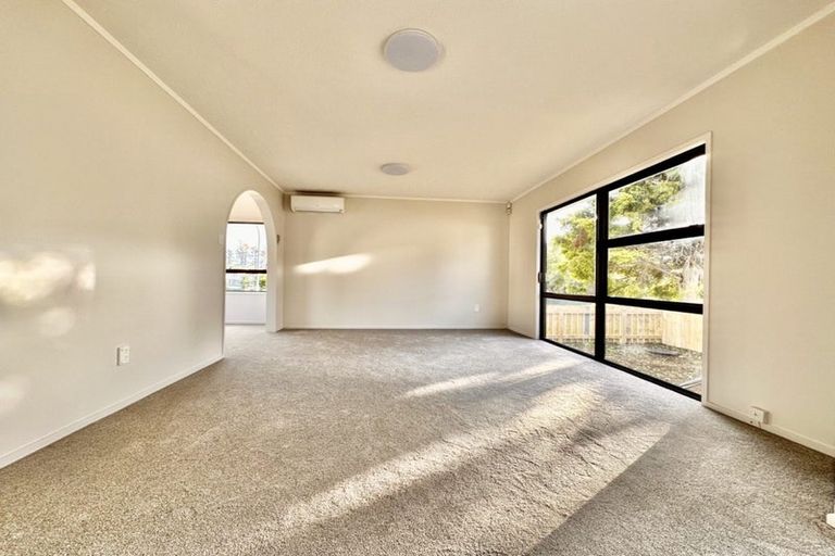 Photo of property in 20 Finlayson Avenue, Clendon Park, Auckland, 2103