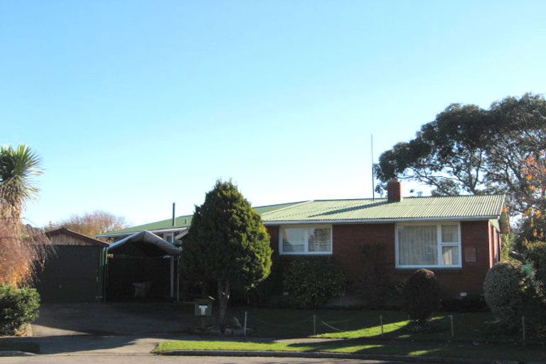 Photo of property in 21 Renwick Place, Hillmorton, Christchurch, 8025