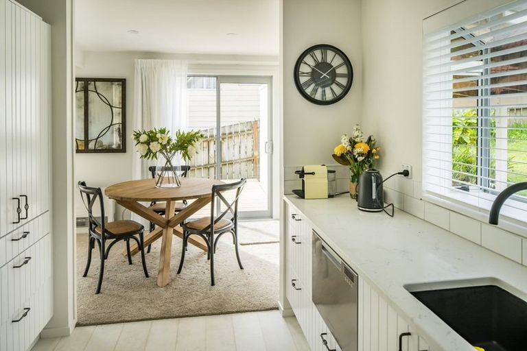 Photo of property in 1/8 Azimuth Place, Whitby, Porirua, 5024