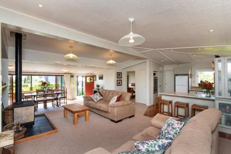 Photo of property in 24 Wellwood Terrace, Te Awanga, 4102