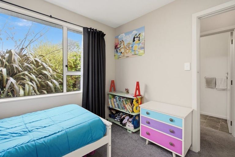 Photo of property in 4/122 Middlepark Road, Sockburn, Christchurch, 8042
