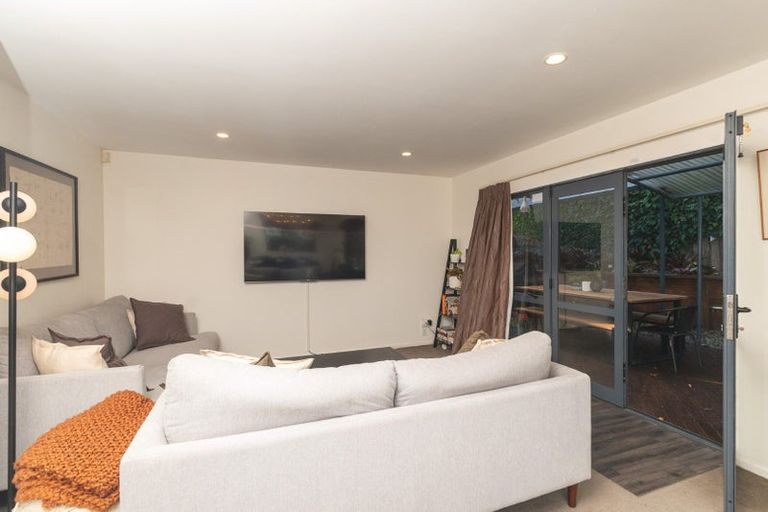 Photo of property in 2/120 Manuka Road, Bayview, Auckland, 0629