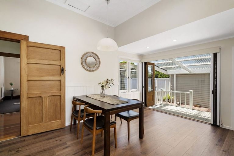 Photo of property in 1/62 Beresford Street, Bayswater, Auckland, 0622