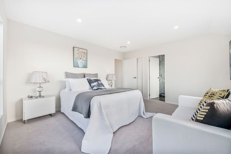 Photo of property in 1 Aklander Rise, Flat Bush, Auckland, 2019