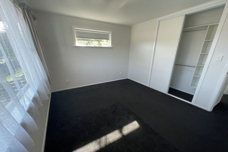 Photo of property in 57 Gloria Avenue, Te Atatu Peninsula, Auckland, 0610