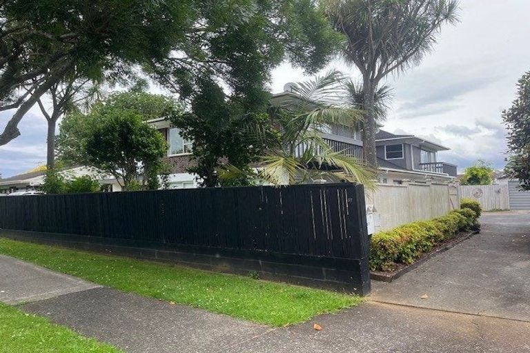 Photo of property in 1/57 Butley Drive, Farm Cove, Auckland, 2012