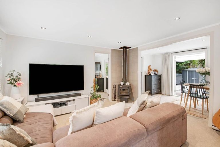 Photo of property in 38 Ferndale Drive, Snells Beach, 0920