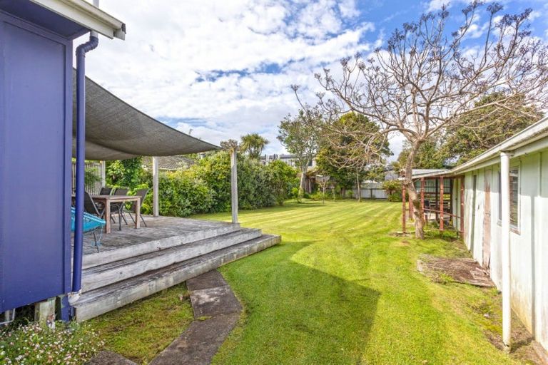 Photo of property in 307 Hetherington Road, Whangamata, 3620