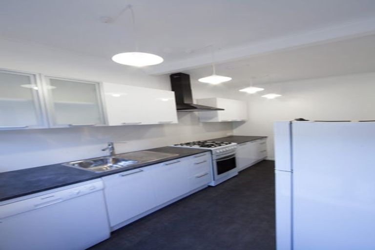 Photo of property in 28 Emerson Street, Berhampore, Wellington, 6023