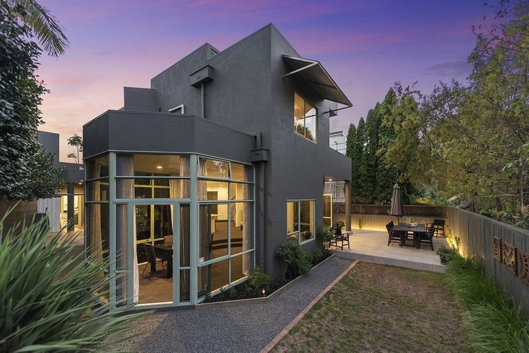 Photo of property in 19 Rostrevor Street, Hamilton Central, Hamilton, 3204