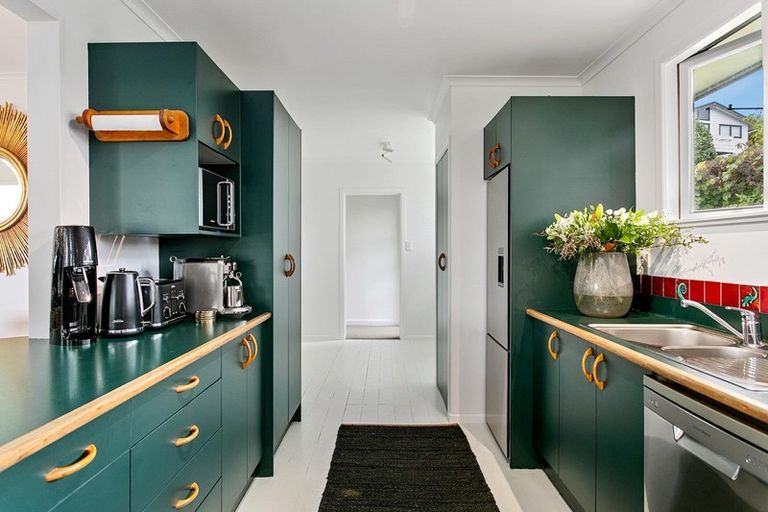 Photo of property in 23 Taharepa Road, Hilltop, Taupo, 3330