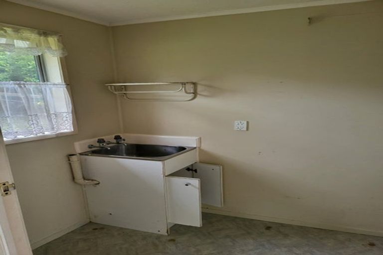 Photo of property in 7 Celeste Place, Totara Vale, Auckland, 0627